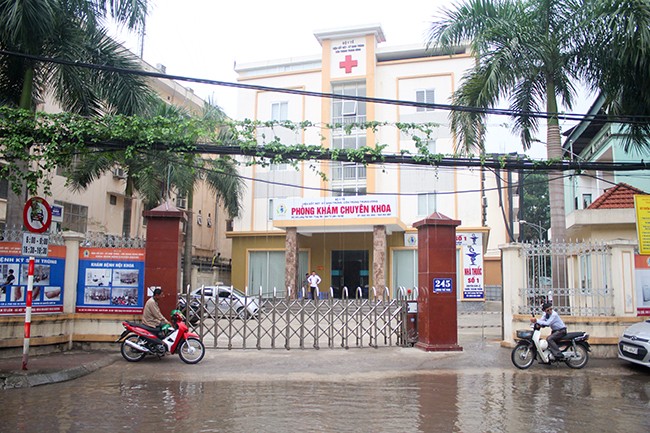 Con phố quanh năm luôn trong tình trạng ngập úng tại Hà Nội ảnh 7