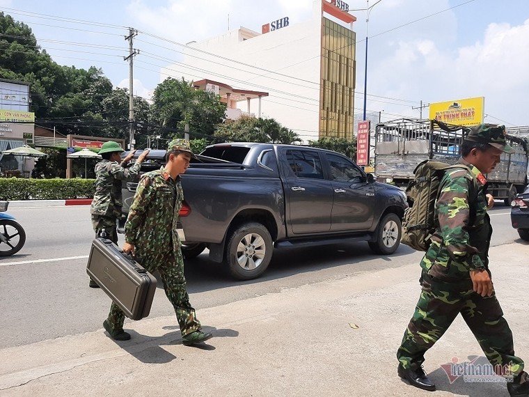 Phong tỏa hiện trường vụ nổ tại Cục Thuế tỉnh Bình Dương ảnh 1