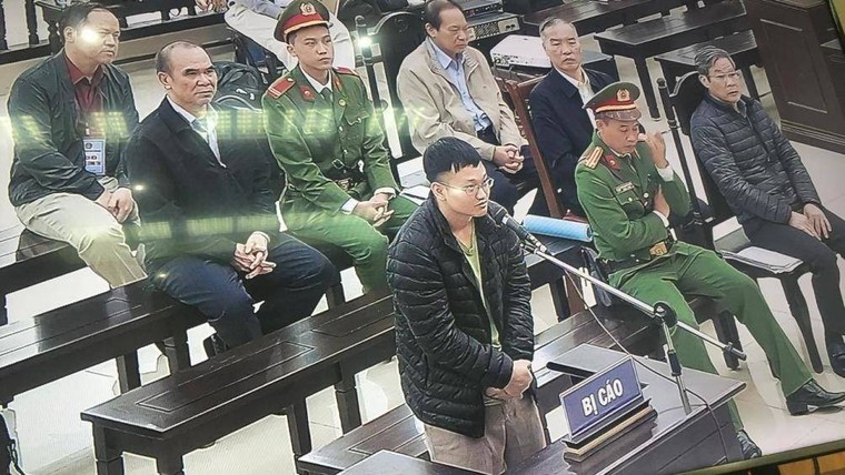 Vụ MobiFone mua AVG: Định giá mua AVG dựa trên báo cáo thẩm định sai phạm ảnh 1