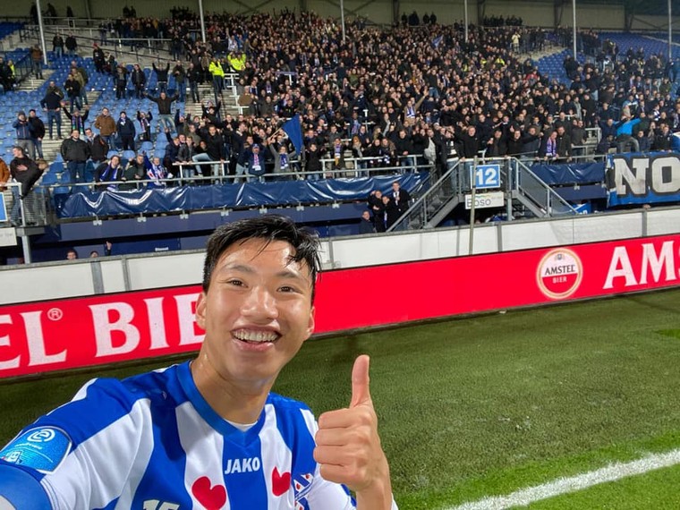 Văn Hậu có trận ra mắt đội 1 SC Heerenveen ảnh 4