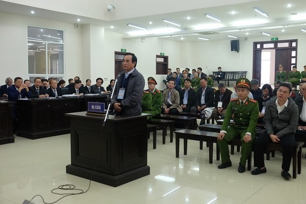Xét xử hai nguyên Chủ tịch Đà Nẵng: Trách nhiệm thuộc về ai? ảnh 1