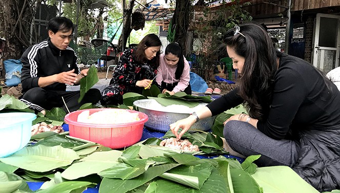 Gần 800 bánh chưng tặng các bệnh nhân ở Hà Nội ảnh 2