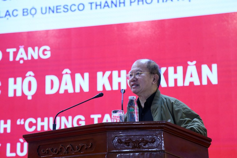 Liên hiệp các Hội UNESCO Việt Nam tặng quà cho các hộ khó khăn tại Ba Vì ảnh 1