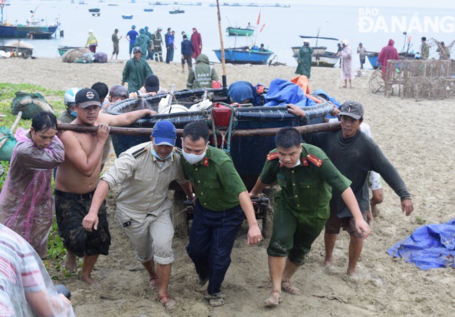 Ngư dân Đà Nẵng, Quảng Nam sẵn sàng chống bão số 5 ảnh 2
