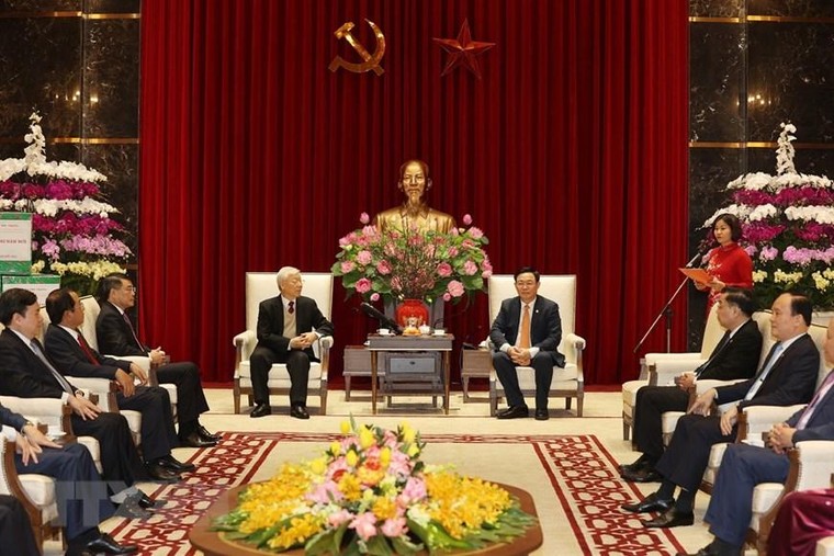 Tổng Bí thư, Chủ tịch nước chúc Tết quân và dân Thủ đô ảnh 2