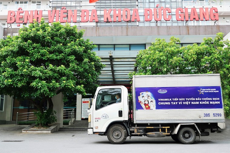 Vinamilk tiếp sức tuyến đầu trong giai đoạn cao điểm tại 50 bệnh viện​ ảnh 5