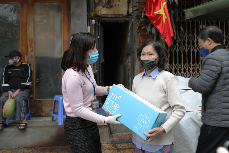 Tập đoàn TH trao tặng ngành y 34 máy thở, chung tay vì sức khỏe cộng đồng ảnh 3