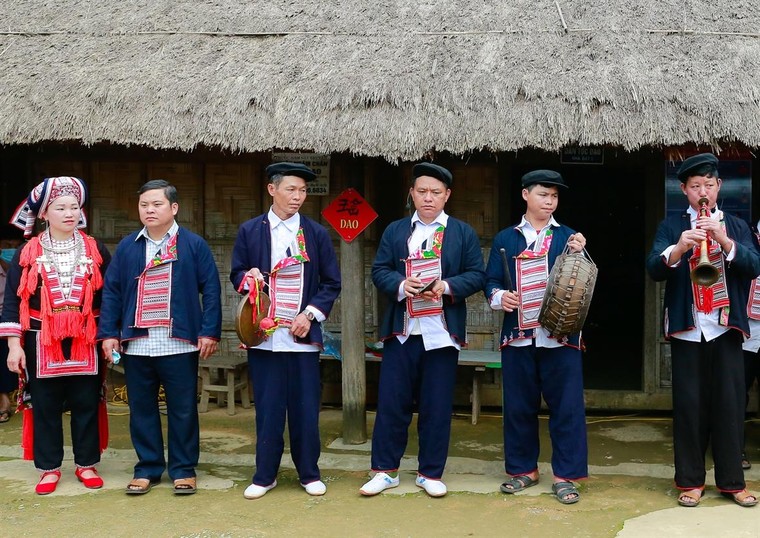 Vào mùa cơm mới ở Hà Giang ảnh 1