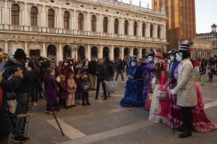 Sức hấp dẫn của lễ hội hóa trang Carnival thành Venice ảnh 2