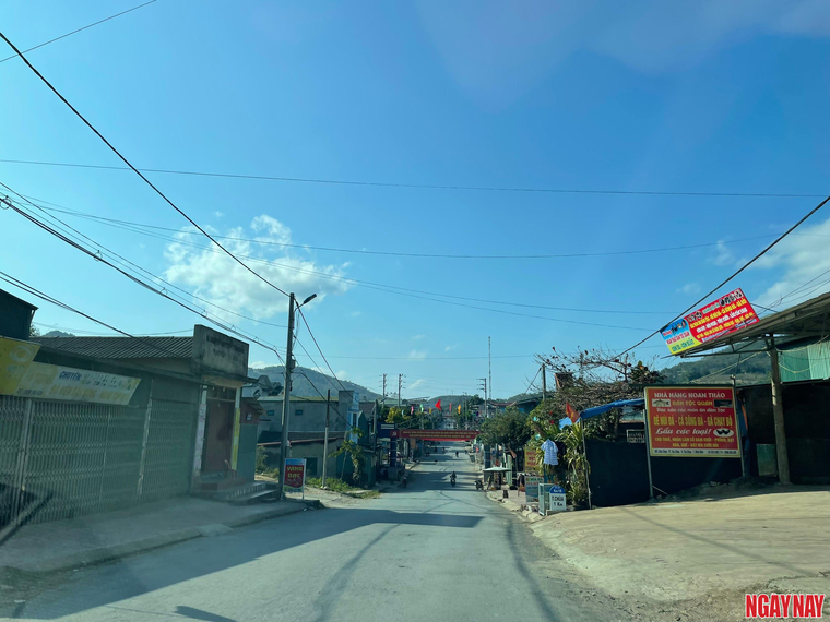 Nhật ký 99 ngày xuyên Việt: Tủa Chùa ngày tôi đến ảnh 2