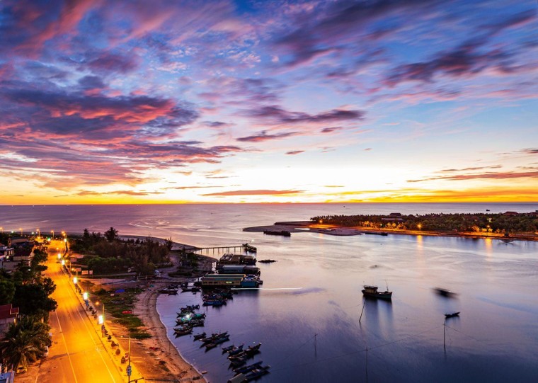 The Show Quang Binh – Đô thị biển đa lớp tích hợp đầu tiên ở miền Trung ảnh 2