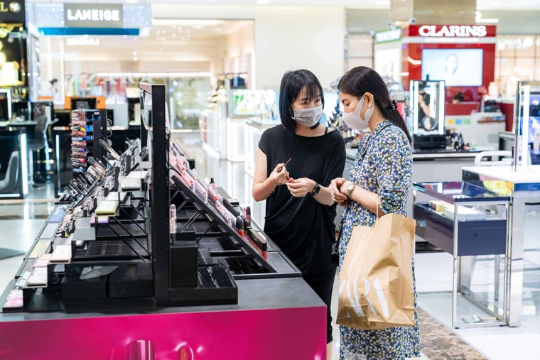 'Ăn mệt nghỉ, chơi thả ga, sắm cháy ví’'ở đâu trong kì nghỉ tháng Tư? ảnh 1