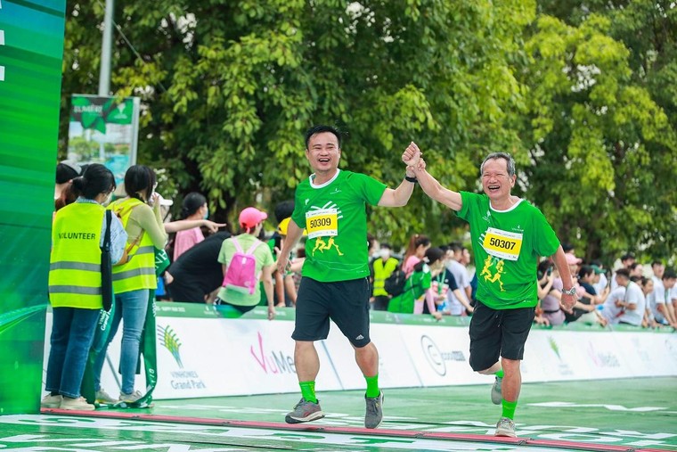 Hơn 3.000 người tham dự Giải chạy Vinhomes - Happy Run 2022 ảnh 3