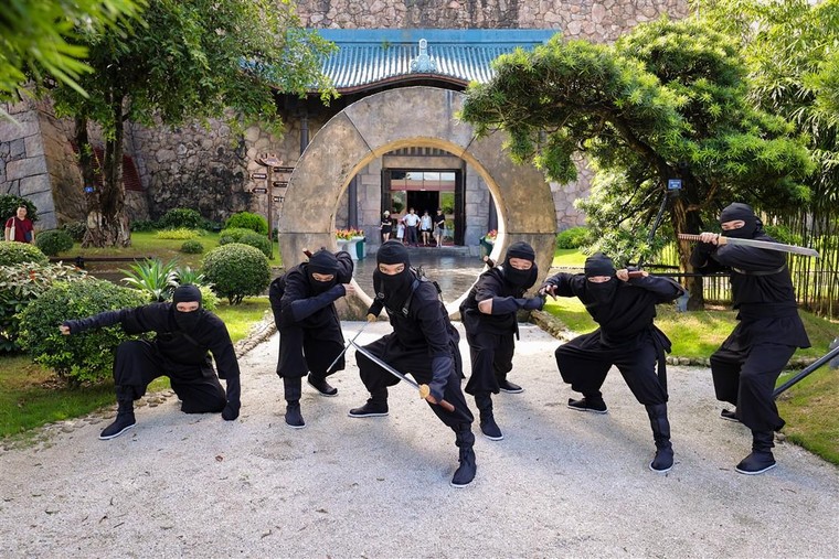 Ngàn trải nghiệm thú vị từ chuỗi sự kiện văn hóa, lễ hội tại Sun World Ha Long ảnh 3