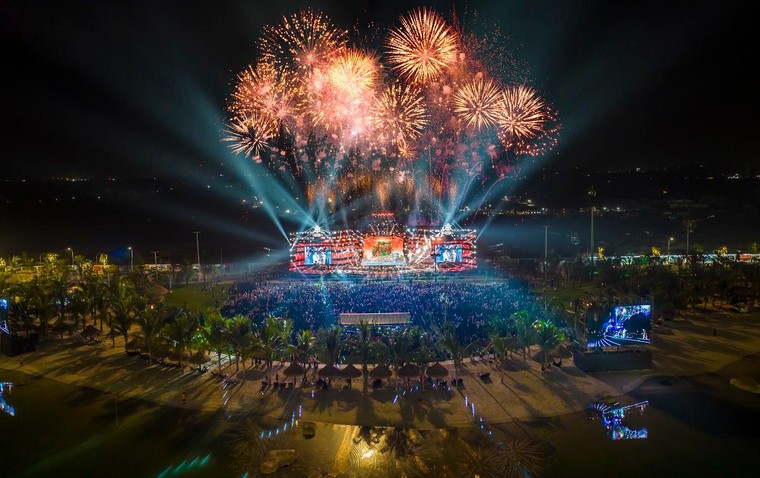 Bùng nổ cảm xúc tại sự kiện khai trương Vịnh biển Bốn mùa Paradise Bay ảnh 9