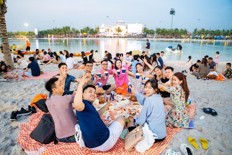 Bùng nổ cảm xúc tại sự kiện khai trương Vịnh biển Bốn mùa Paradise Bay ảnh 7