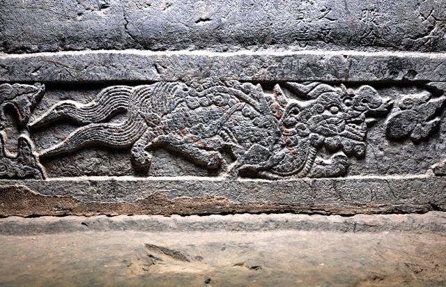 Nhà nghiên cứu Trần Hậu Yên Thế: 'Bỏ nghê Việt, đẽo sư tử đá là một diễn trình tự tha hóa' ảnh 3