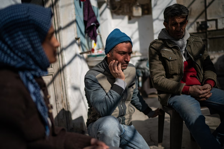 Những đứa trẻ mồ côi sau cơn đại địa chấn ảnh 2