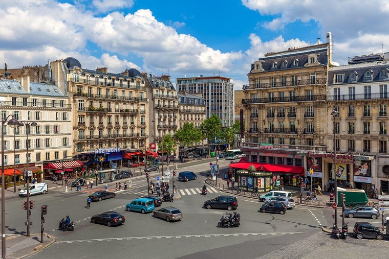 Chuyện về tòa nhà chọc trời duy nhất của Paris ảnh 1