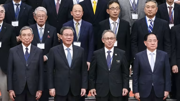 Vì sao Trung Quốc trải thảm đỏ đón Thống đốc Okinawa? ảnh 1