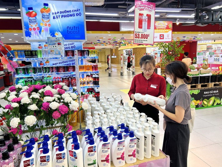 WinMart khuyến mại lớn mừng ngày Phụ nữ Việt Nam ảnh 1