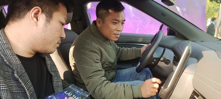 Những trải nghiệm xe điện mà khách hàng không thể tìm thấy ở xe xăng ảnh 1