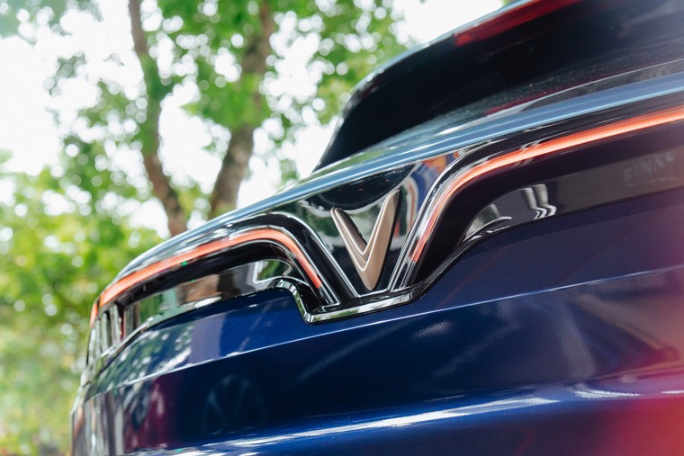 Hình ảnh thực tế VinFast VF 8 Lux phiên bản “hàng hiếm” Hỏa Long Độc Bản ảnh 9