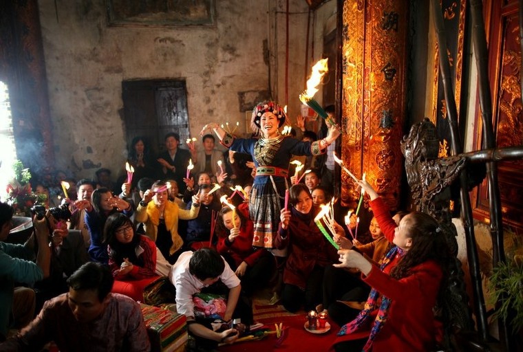 Lên đồng - Nghi lễ dân gian ảnh 13