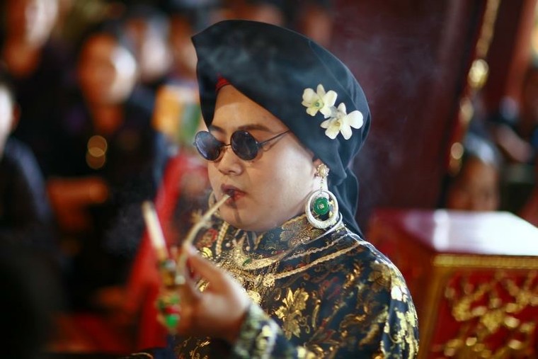 Lên đồng - Nghi lễ dân gian ảnh 15