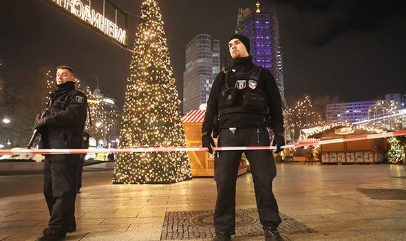 Khủng bố kinh hoàng tại Berlin – Đức ảnh 5