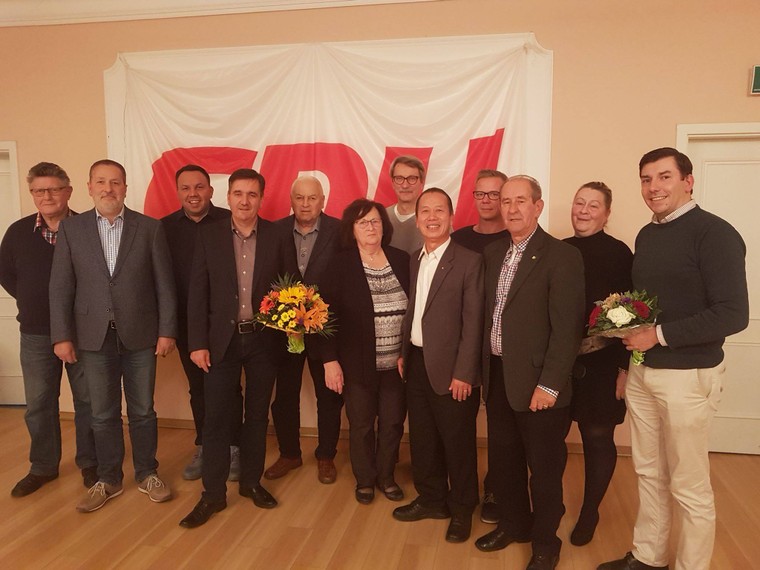 Nghị sĩ gốc Việt tái đắc cử nhiệm kỳ thứ 5 liên tiếp ảnh 2