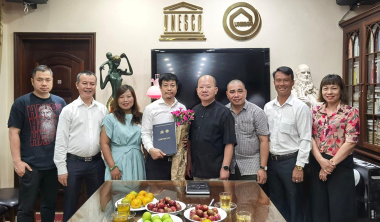 Công bố quyết định bổ nhiệm ông Trần Văn Mạnh làm Tổng Biên tập Tạp chí Ngày Nay ảnh 1