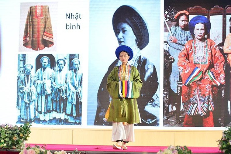 Tôn vinh cổ phục truyền thống trong ngày Di sản Văn hóa Việt Nam lần thứ IV ảnh 7