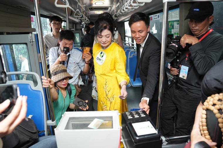 Triển khai hệ thống thanh toán một chạm cho phương tiện giao thông công cộng tại TP.HCM ảnh 1