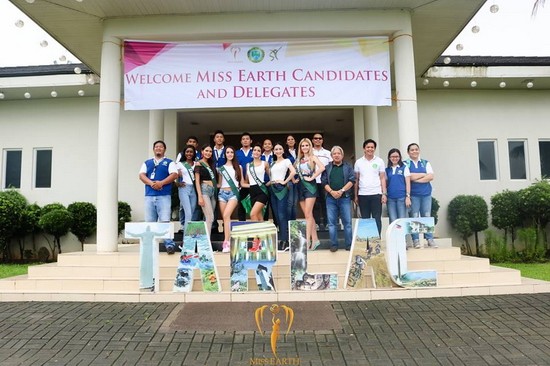 Hà Thu vươn lên dẫn đầu thành tích tại đấu trường Hoa hậu Trái đất 2017 ảnh 3