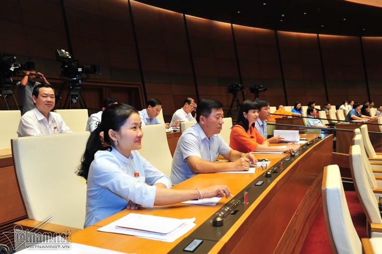 Tăng lương cơ sở lên 1,39 triệu đồng ảnh 1