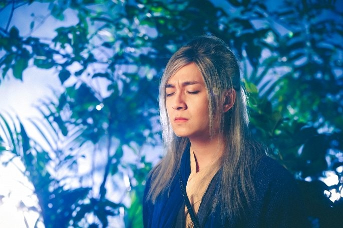 Ngô Kiến Huy khiến fan thích thú với tạo hình cổ trang khác lạ ảnh 1