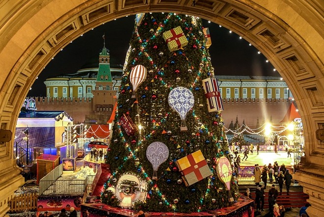 Thủ đô Moscow như “xứ sở cổ tích” trong mùa lễ hội ảnh 6