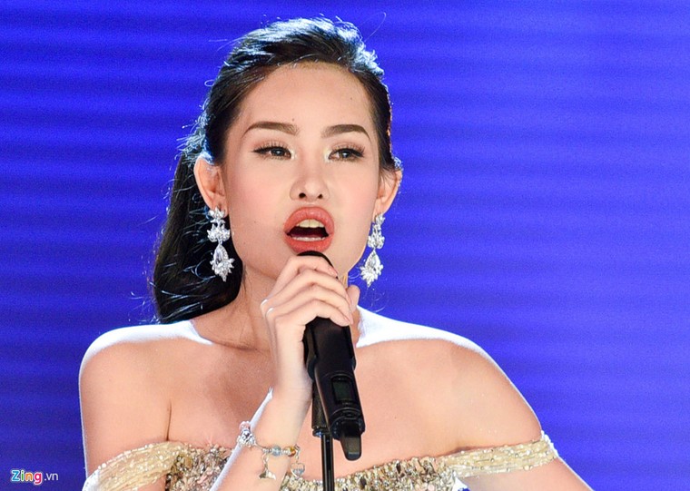 9 sự vụ gây chấn động showbiz Việt năm 2017 ảnh 4