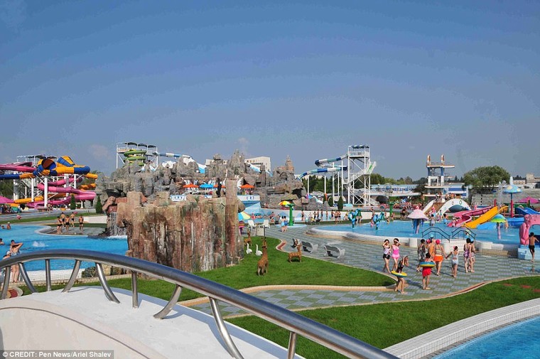 Ngỡ ngàng công viên nước hiện đại của Triều Tiên ảnh 8