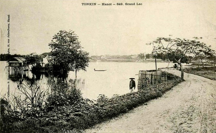 Vẻ đẹp hoang sơ của hồ Tây xưa ảnh 2