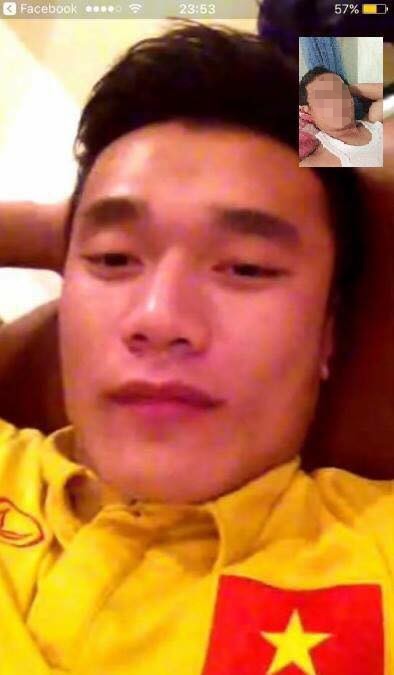 Hoa hậu Đỗ Mỹ Linh bị tố là ăn cắp, ghép ảnh nói chuyện Facetime với Bùi Tiến Dũng ảnh 3