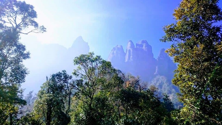  Khám phá núi Ngũ Chỉ Sơn hùng vĩ ở Sapa ảnh 3