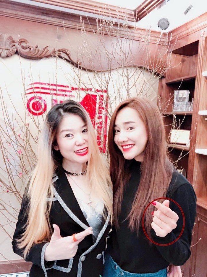 Phản ứng của Nhã Phương khi fan hỏi về nhẫn càu hôn ảnh 3