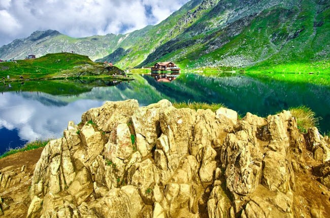 Những quốc gia có chi phí du lịch rẻ giật mình ảnh 1