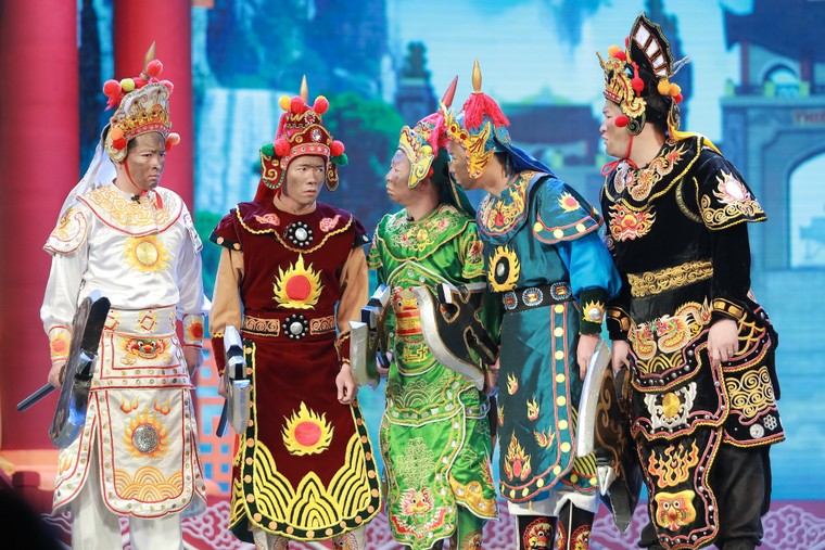 Nhà văn Chu Thơm: 'Nếu Táo Quân nhạt quá thì nên dừng lại' ảnh 2