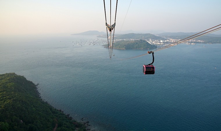 Gần 500 triệu đồng đã được trao tặng du khách đến vui chơi tại Sun World Hon Thom Nature Park ảnh 1