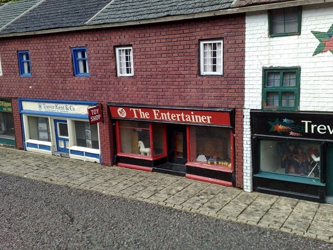 Bên trong ngôi làng cổ đặc biệt nhất ở Anh có gì? ảnh 3