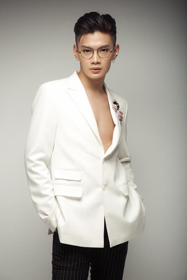  Đào Bá Lộc gọi antifan là 'cô hồn xổng chuồng' ảnh 1