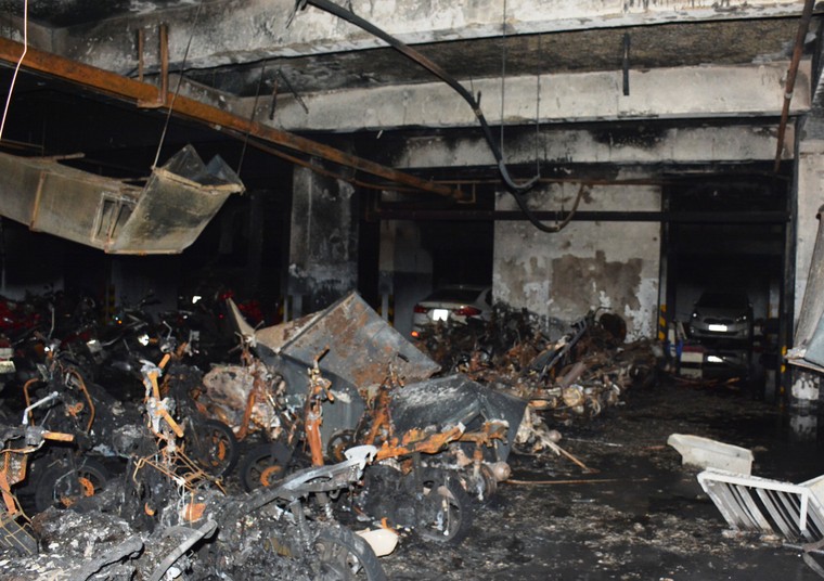 Phó Thủ tướng Trương Hòa Bình thăm cư dân chung cư Carina ảnh 3